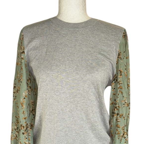 Current Air Anthro Gray Knit Sweater Knit Contrasting Floral Print Sleeve Top  M - Picture 3 of 10